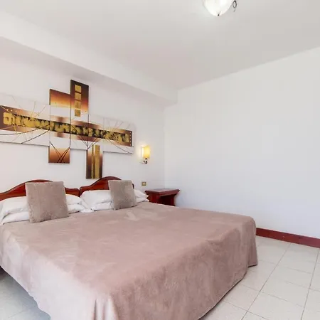 Parque Santiago Iv 99 - Two Bed Daire